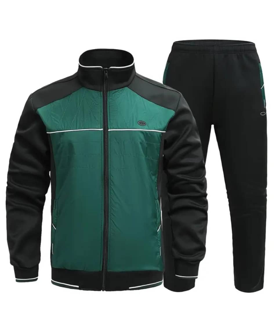 2pcs Tracksuit super good