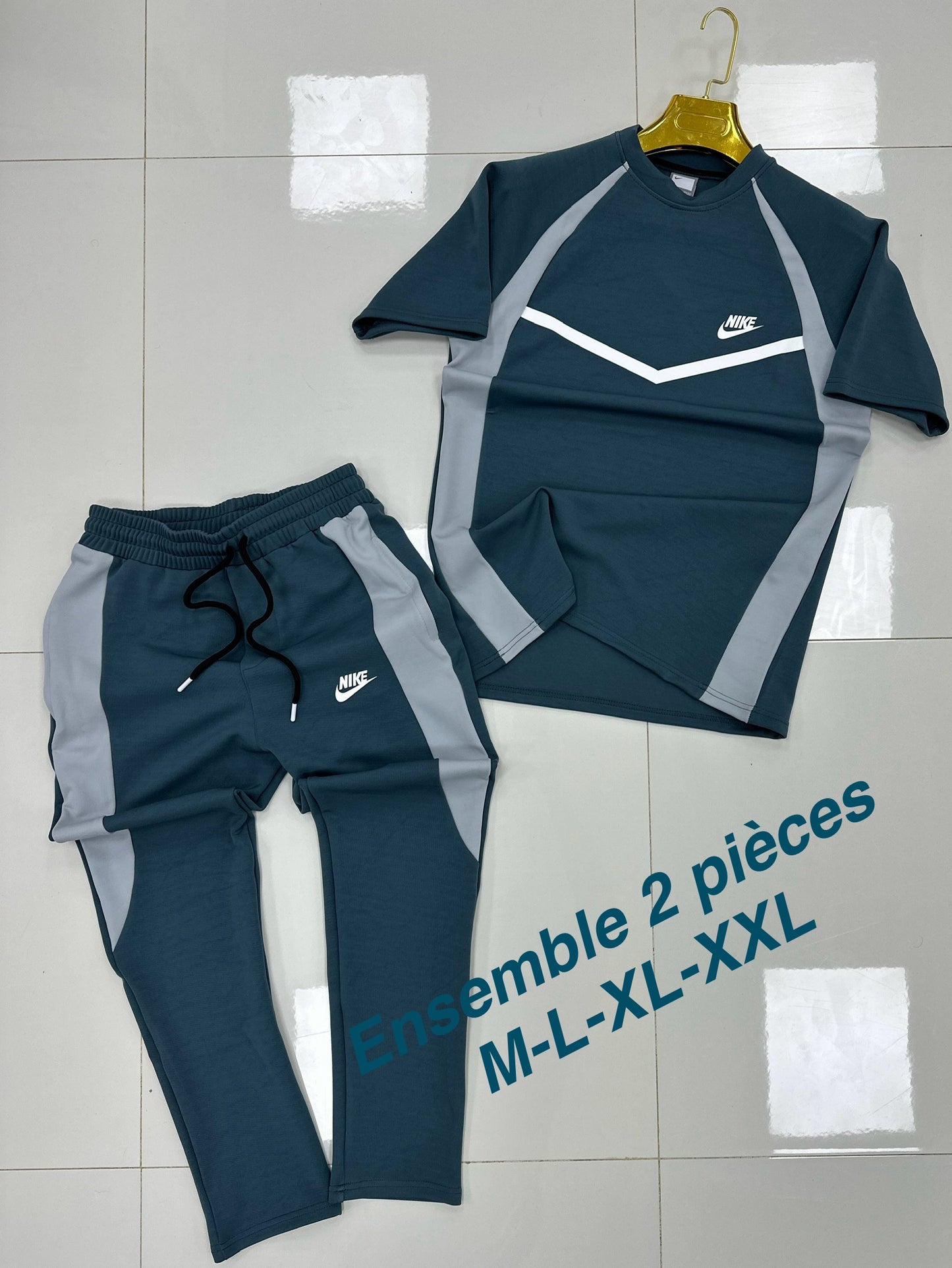 Nike Tech